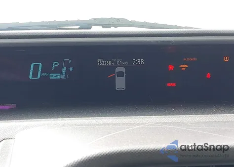 2014 Toyota Prius C Two z USA, uszkodzony, nr VIN JTDKDTB36E1565540